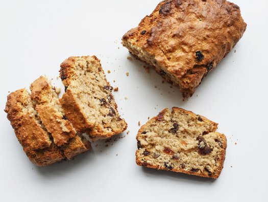 Sweet bread with coconut