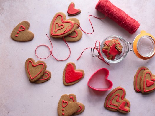 Valentine iced gingerbread heart biscuits