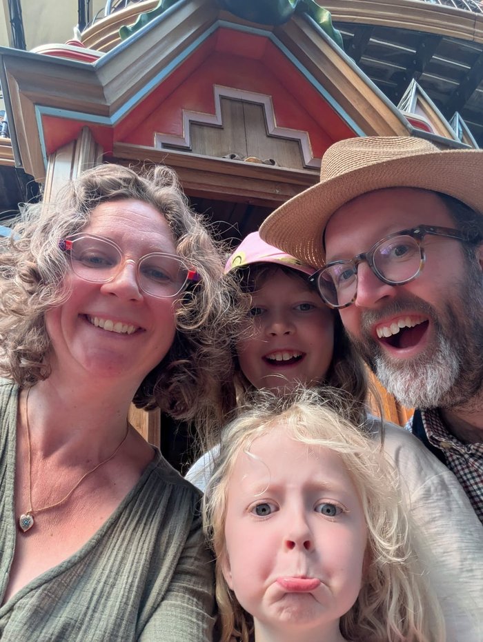 Eloise's story - Eloise and family
