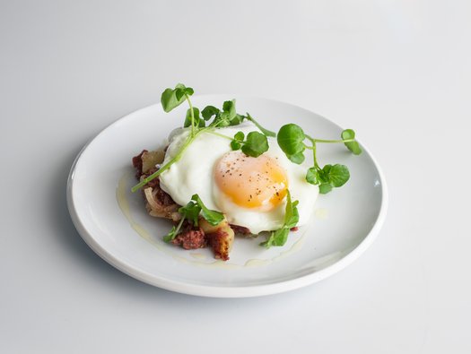Corned beef, egg and watercress hash