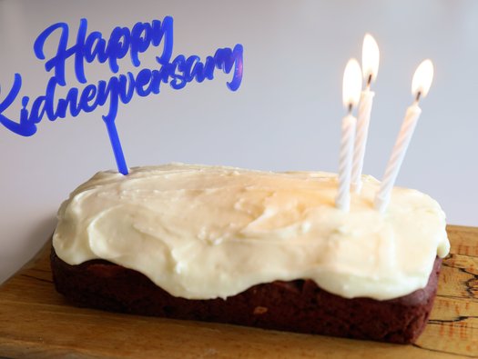 Red velvet loaf cake