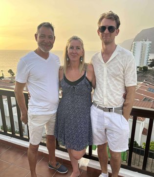 Cade Morant - with parents