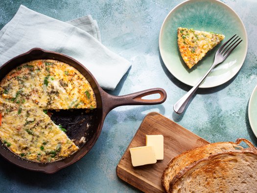 Baked eggs and vegetables (frittata)