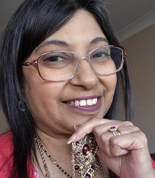 Bharti Brahambhett - selfie