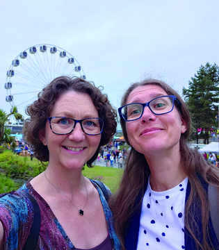 Carla and Lynsey - London Eye