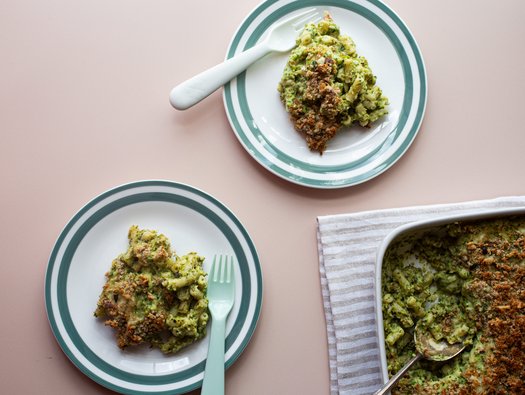 Green mac and cheese