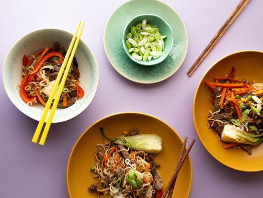Easy beef and vegetable noodles