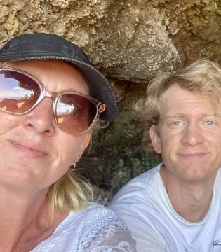 Cade Morant - with mum