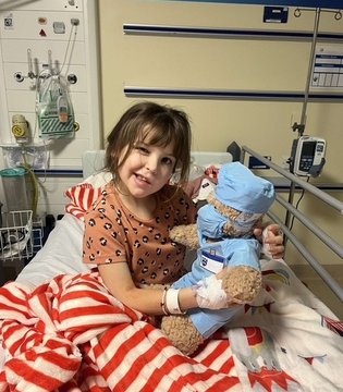 Isabelle in hospital