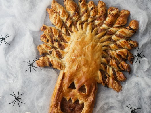 Medusa ‘scary face’ sausage roll