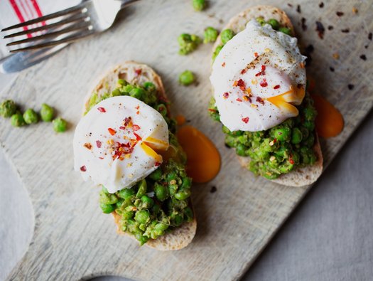 Kidney Kitchen Eggs and peas on toast