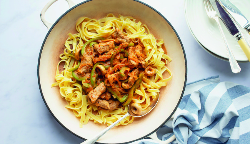 Creamy paprika pork & vegetable tagliatelle