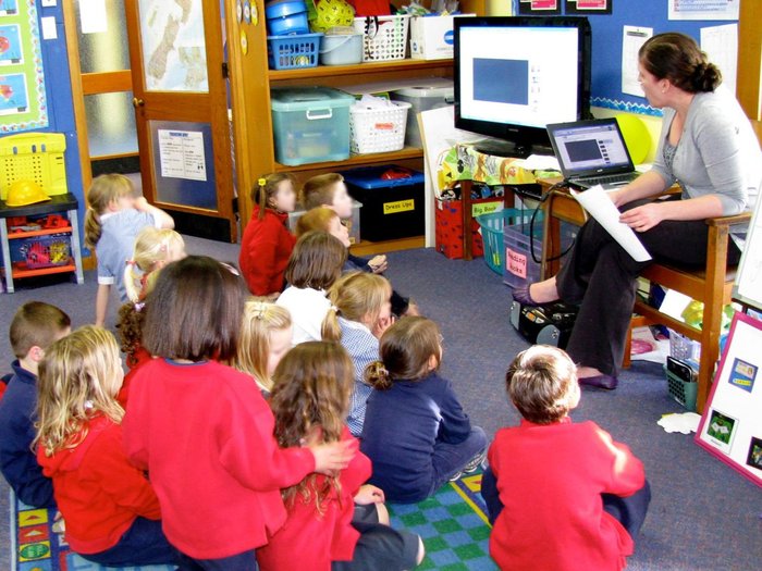 Holly Loughton - teaching